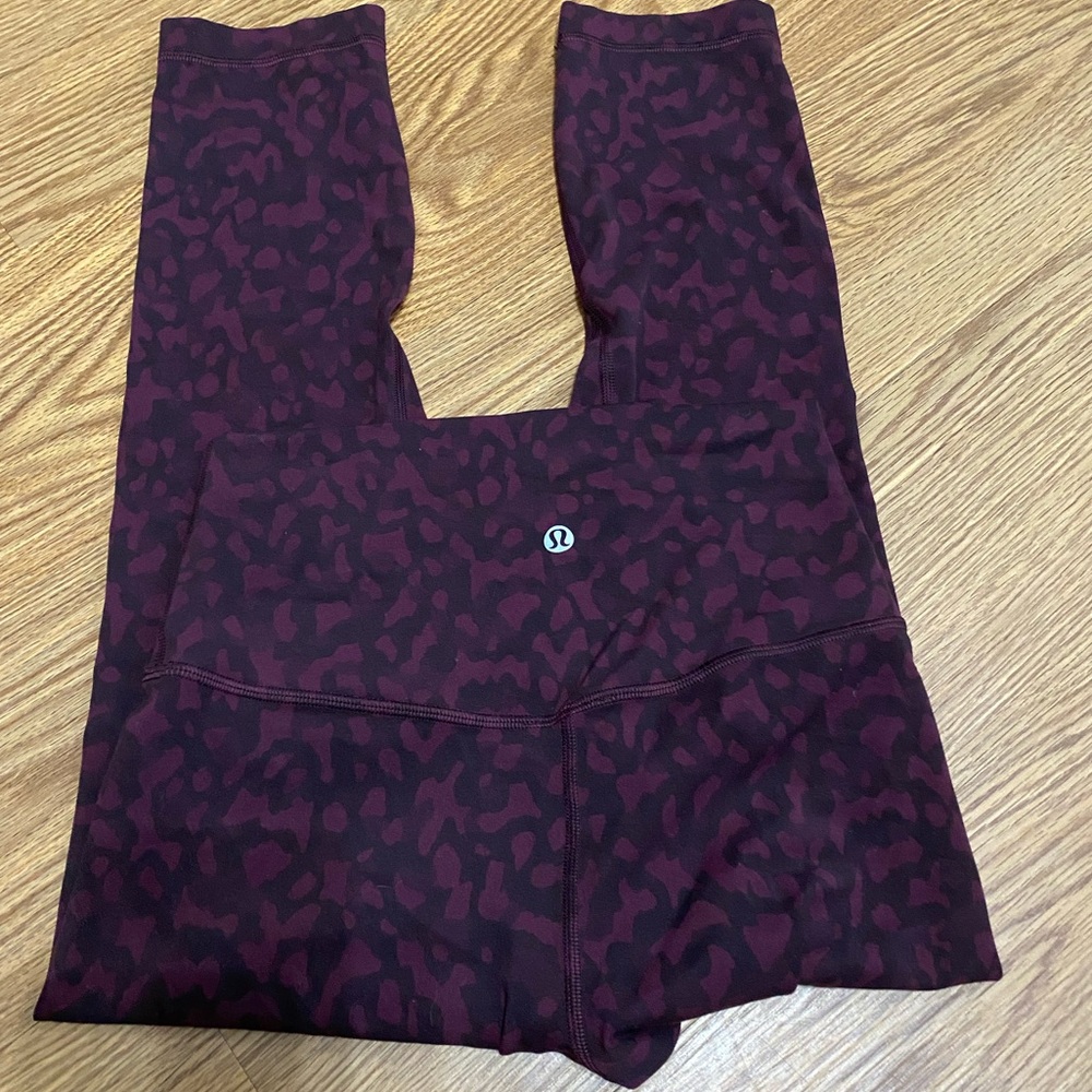 Lululemon align HR cropped 21” size 4